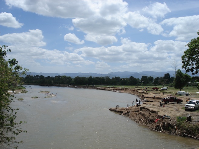 Haiti DR Border River