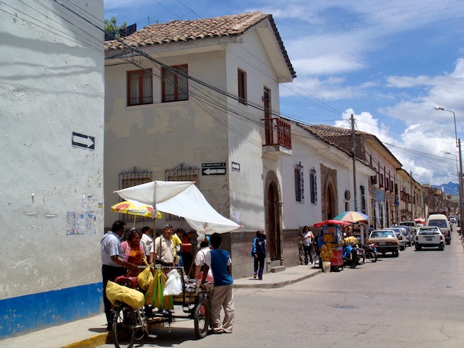 PE Ayacucho Street