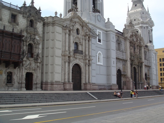 PE Lima Plaza de Armas